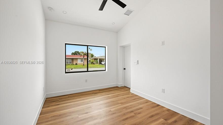 1140 NE 201st Terrace