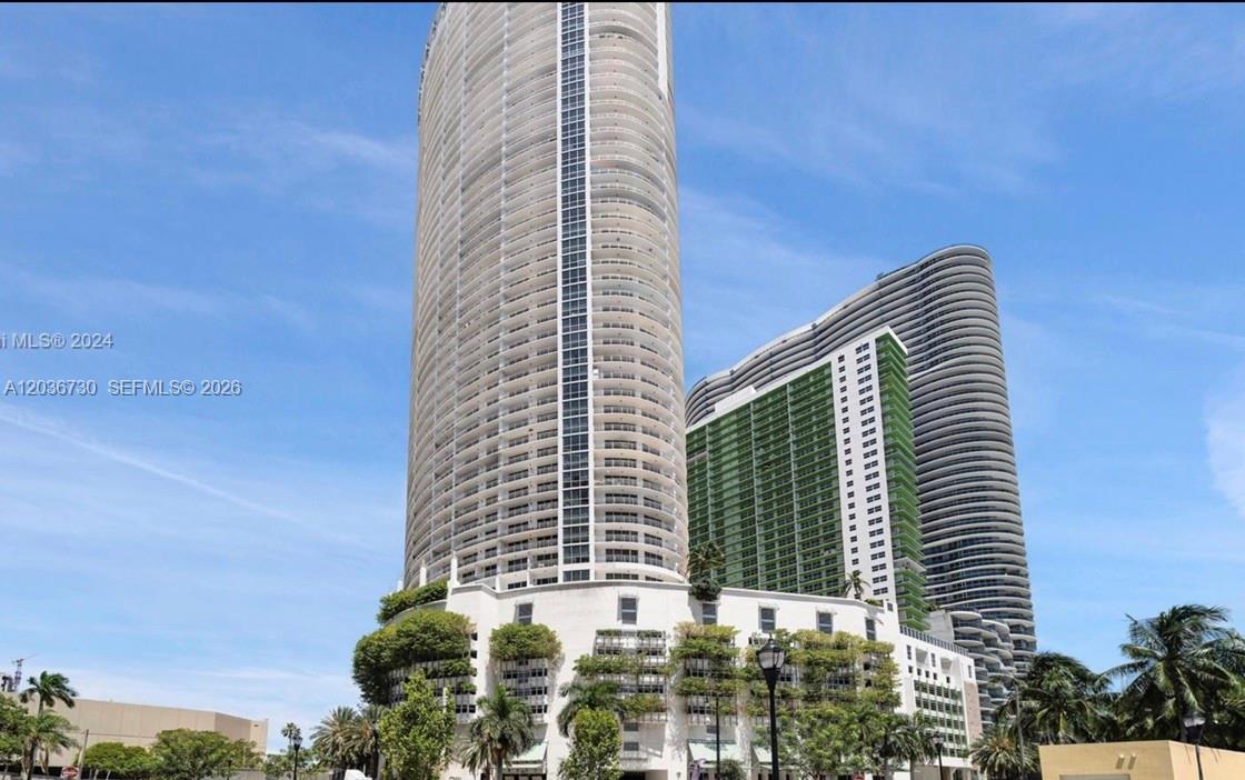 1750 N Bayshore Drive