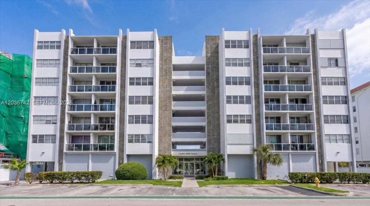 9381 E Bay Harbor Drive