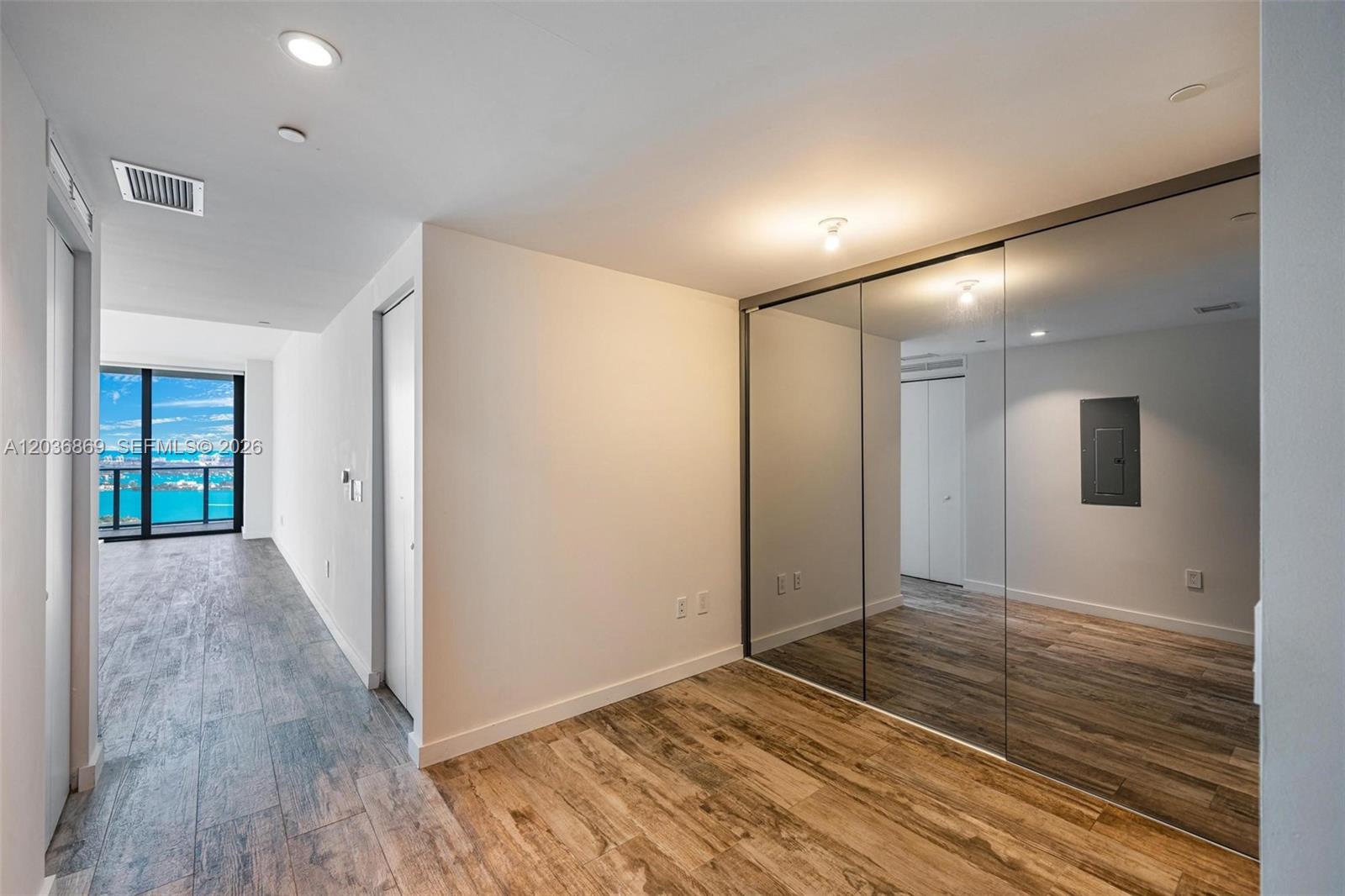 650 NE 32nd Street