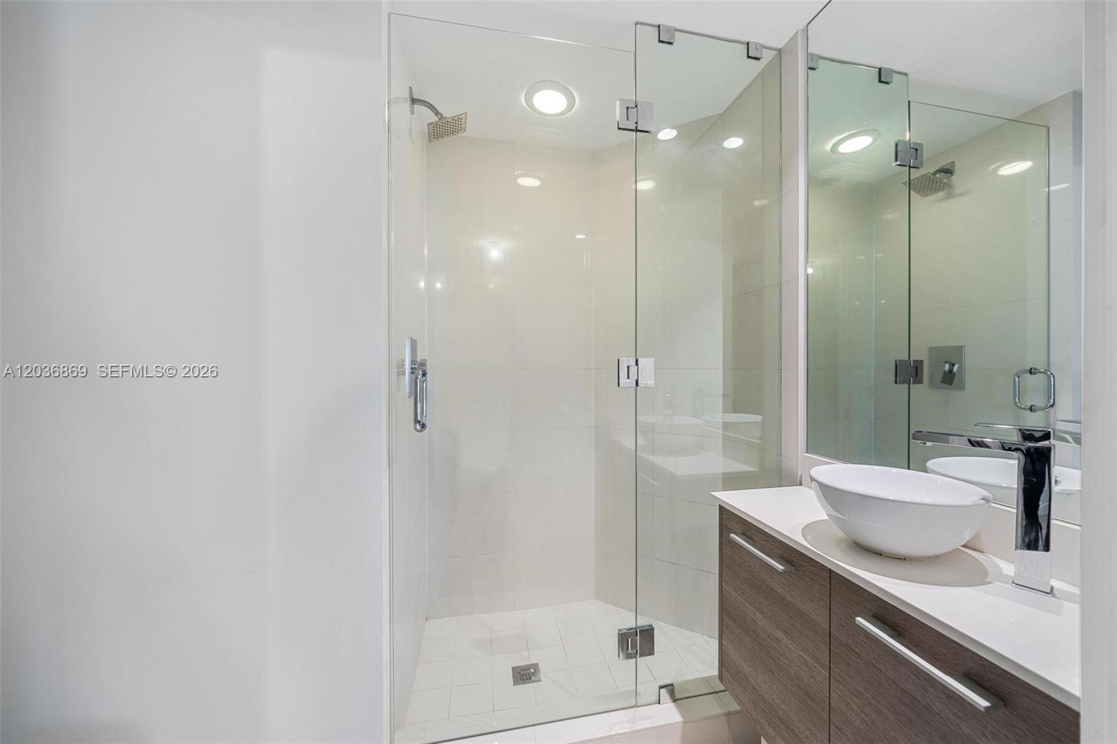 650 NE 32nd Street