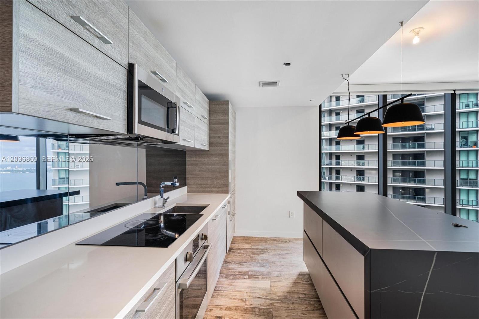 650 NE 32nd Street