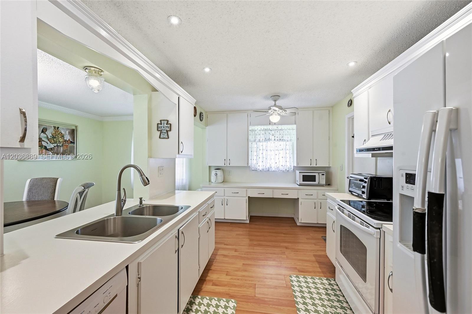 1702 SW 22nd Street gallery image #17