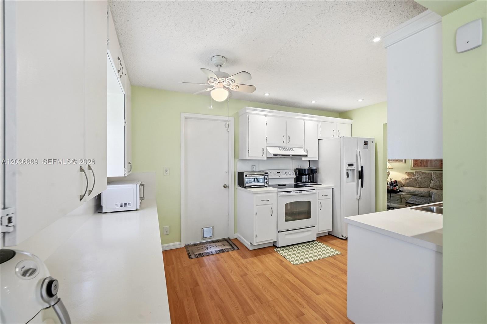 1702 SW 22nd Street gallery image #19