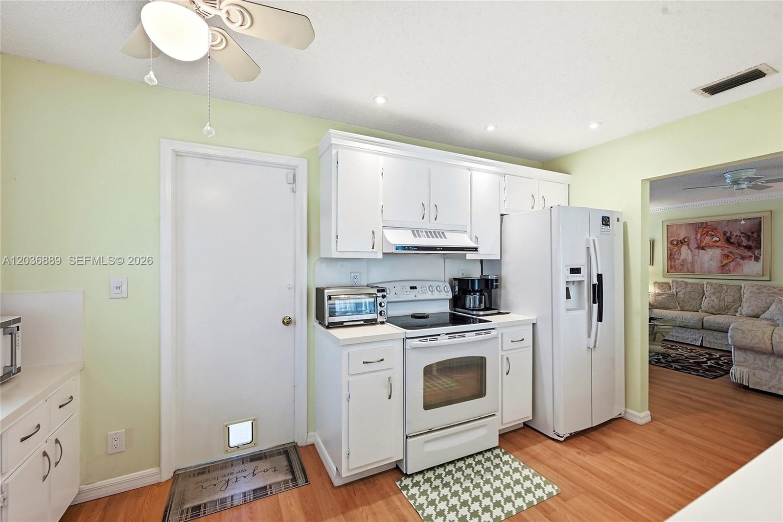1702 SW 22nd Street gallery image #22