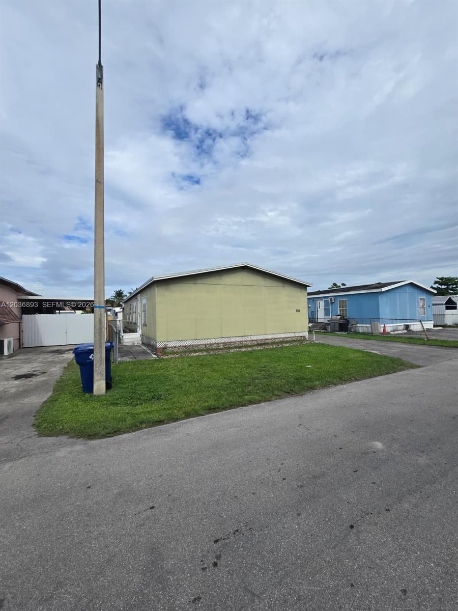 1061 SW 131 Place