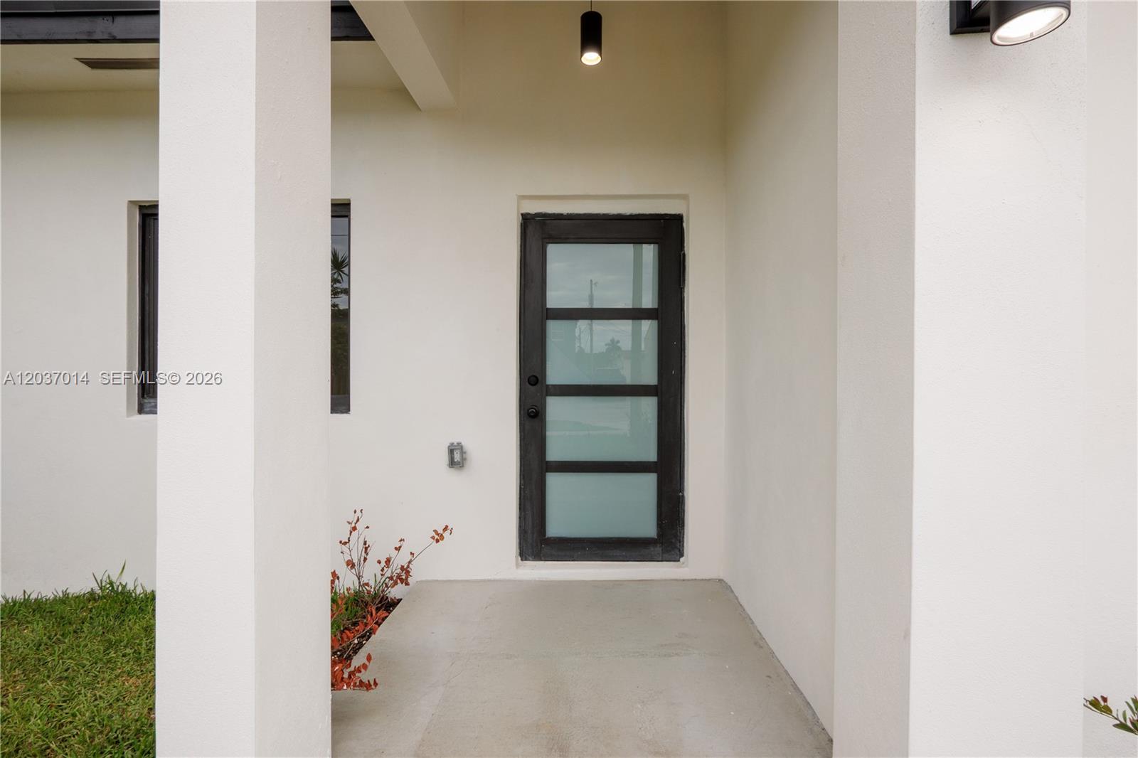 426 SW 9th Avenue