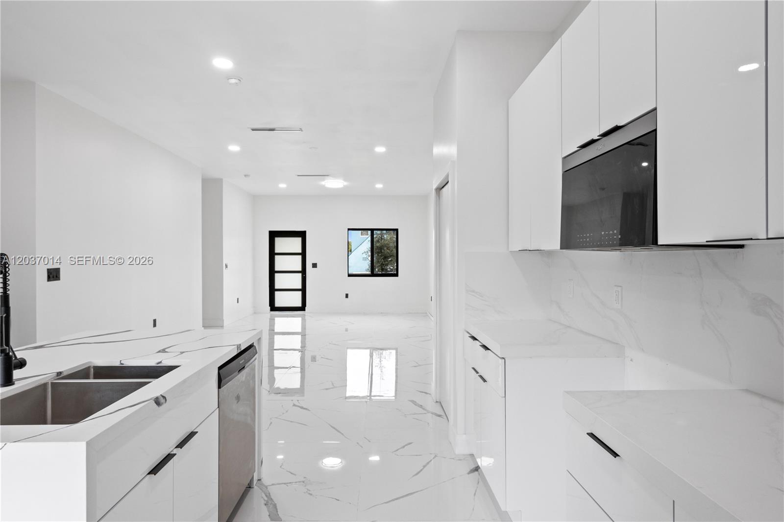 426 SW 9th Avenue