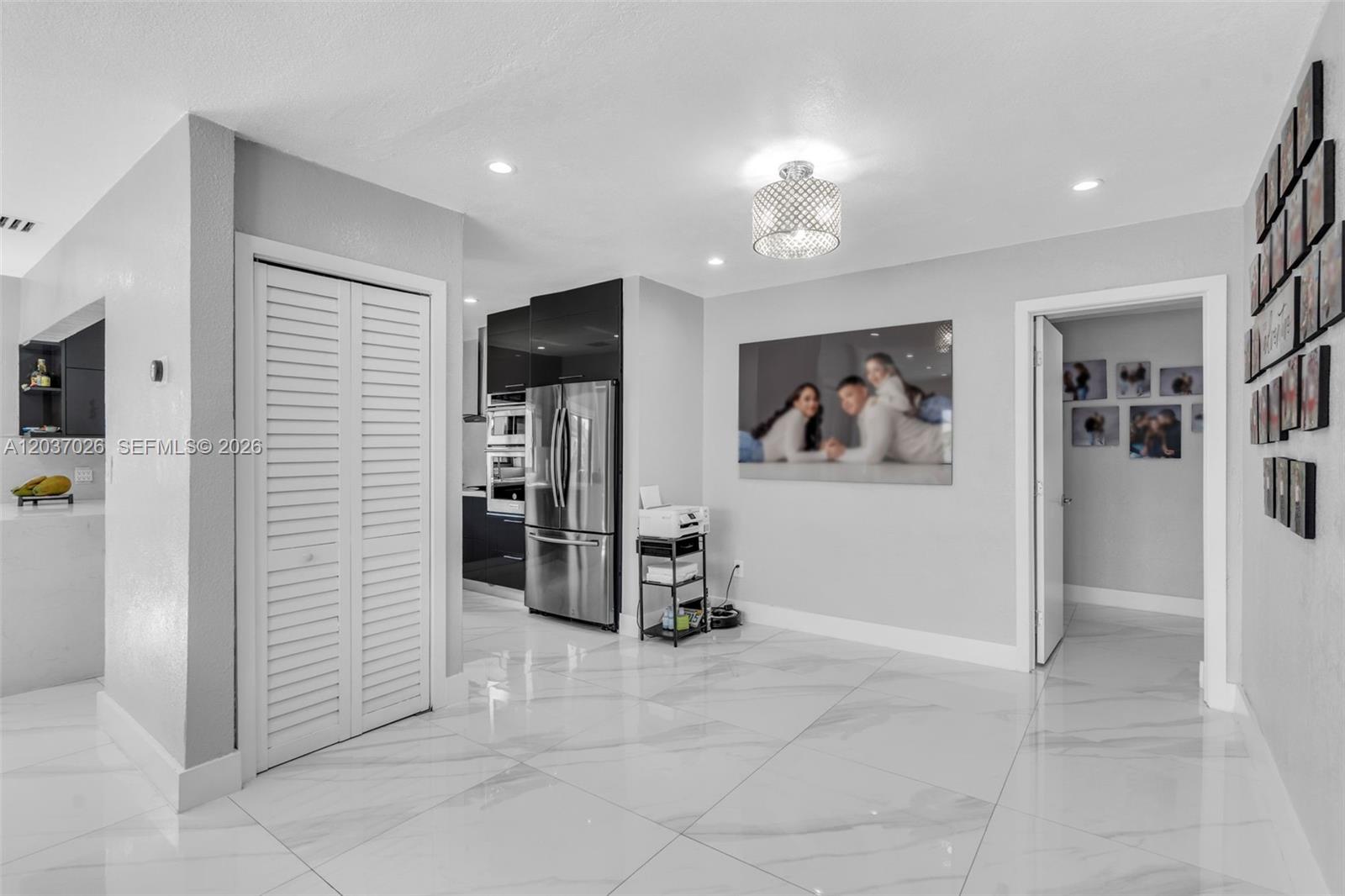 11 W 59th Street