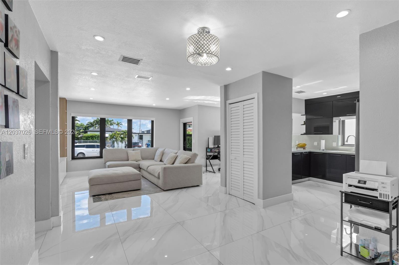 11 W 59th Street