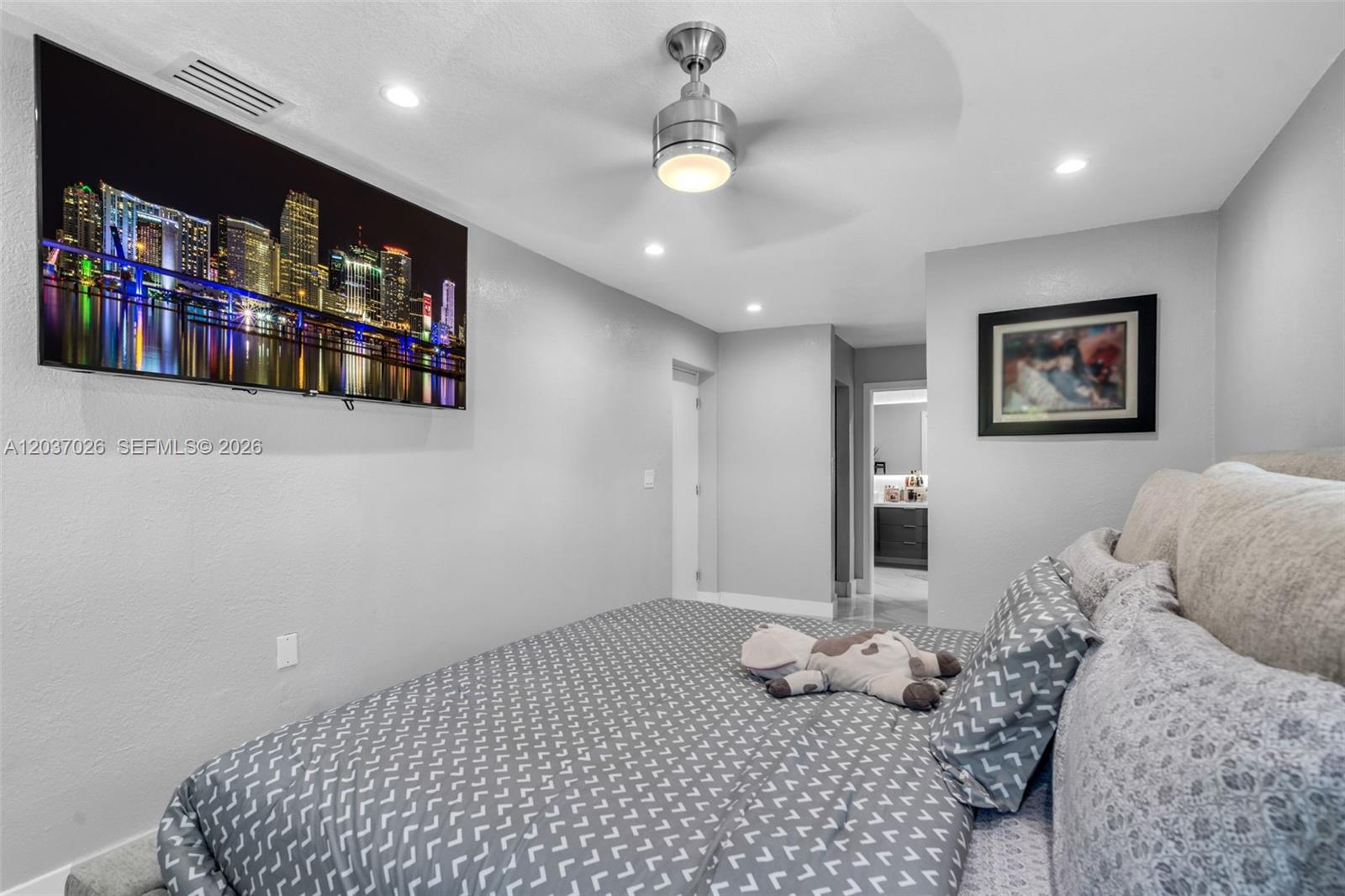 11 W 59th Street