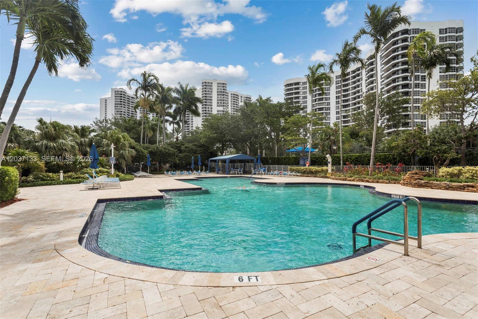 3500 Mystic Pointe Drive