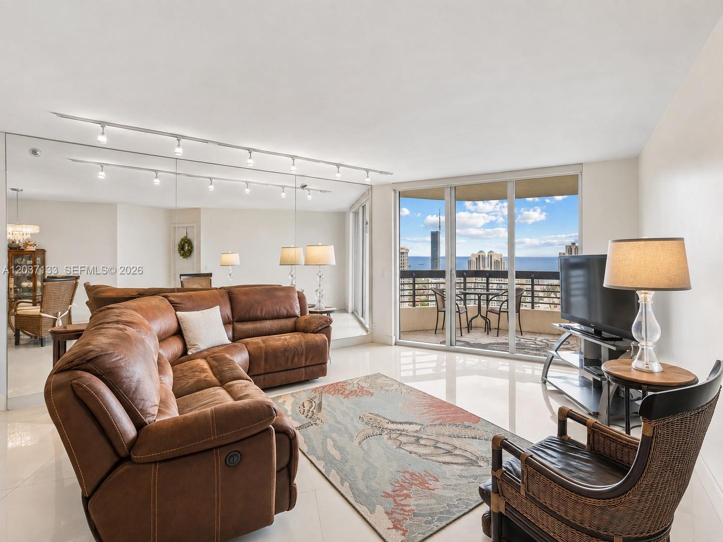 3500 Mystic Pointe Drive