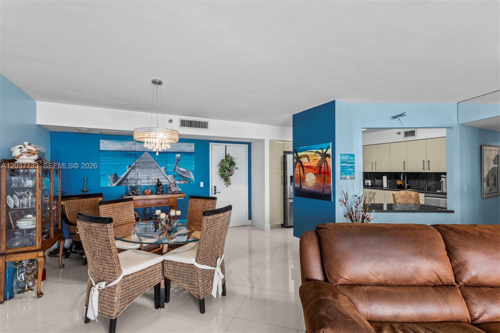 3500 Mystic Pointe Drive