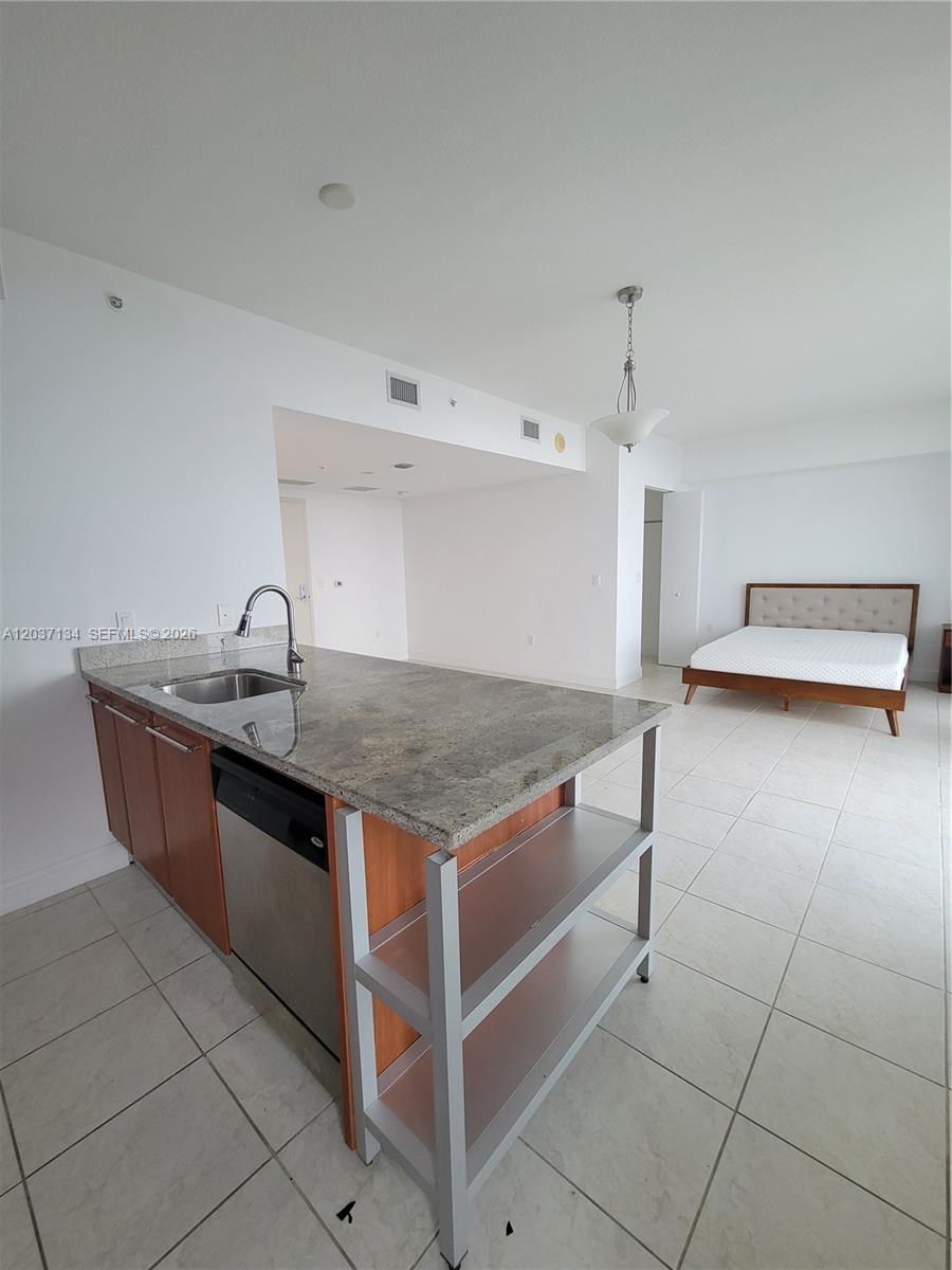 185 SW 7th Street