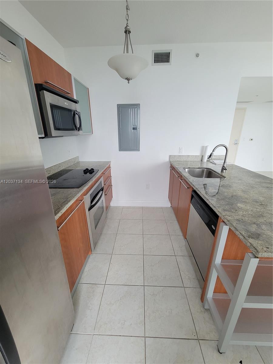185 SW 7th Street