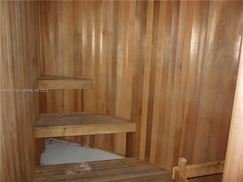 185 SW 7th Street