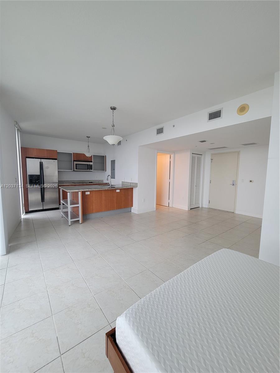 185 SW 7th Street