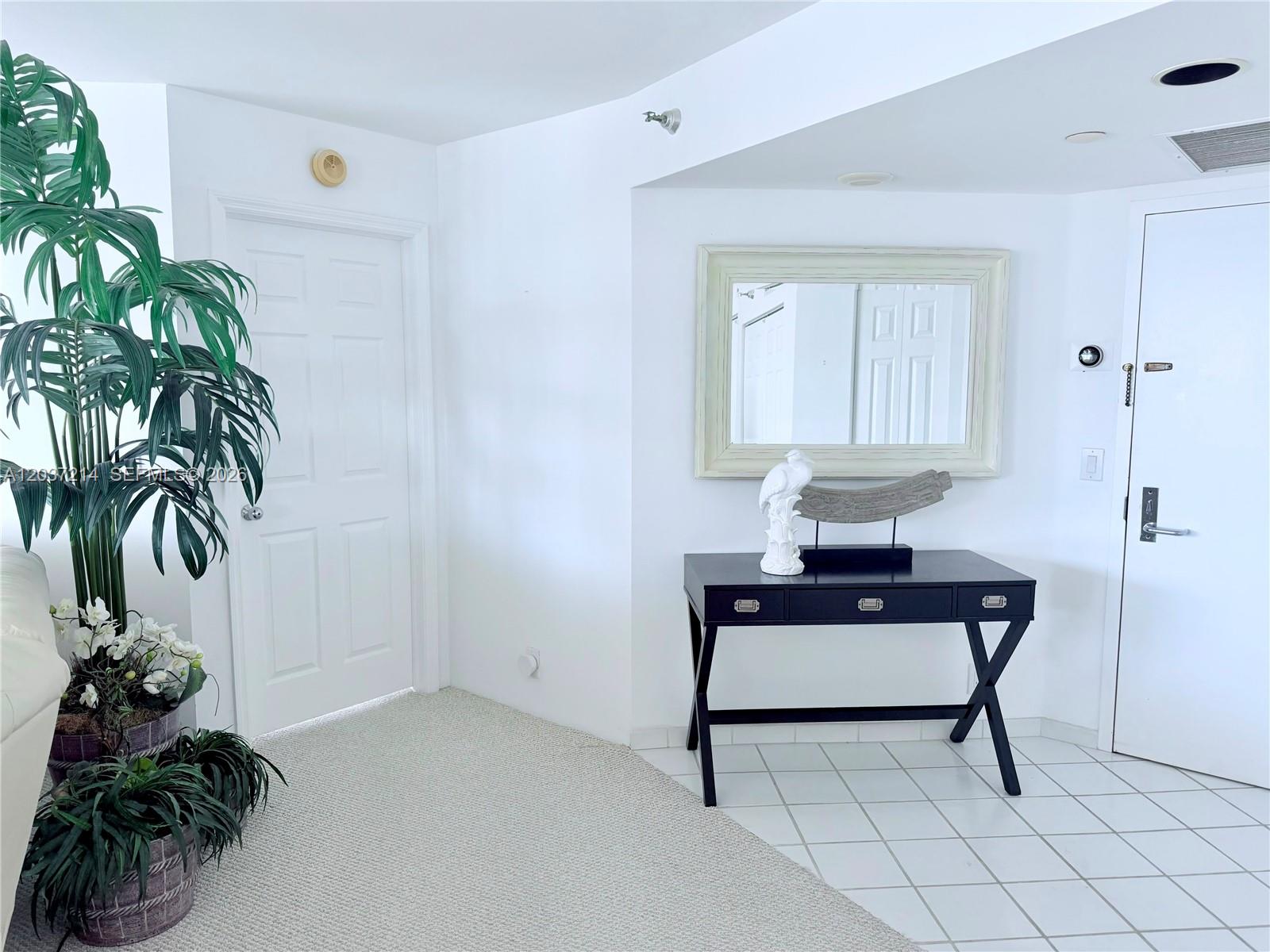 3500 Mystic Pointe Drive