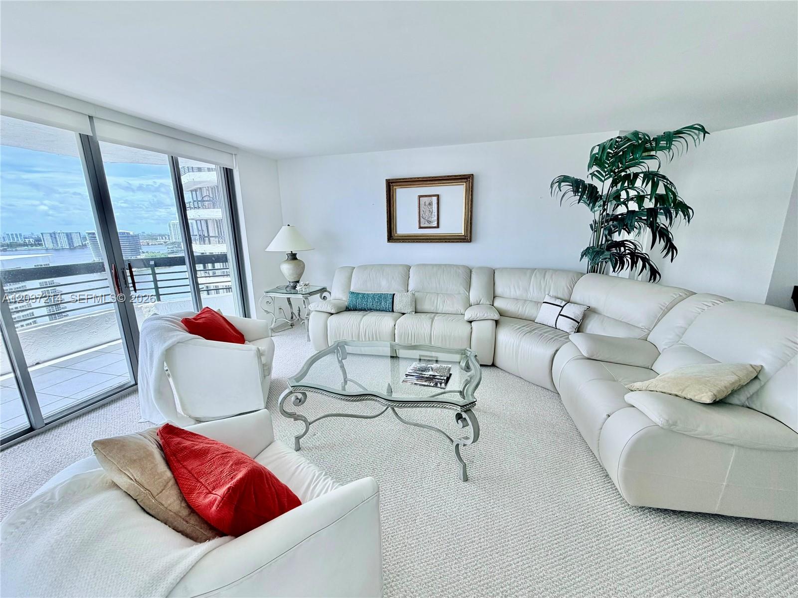 3500 Mystic Pointe Drive