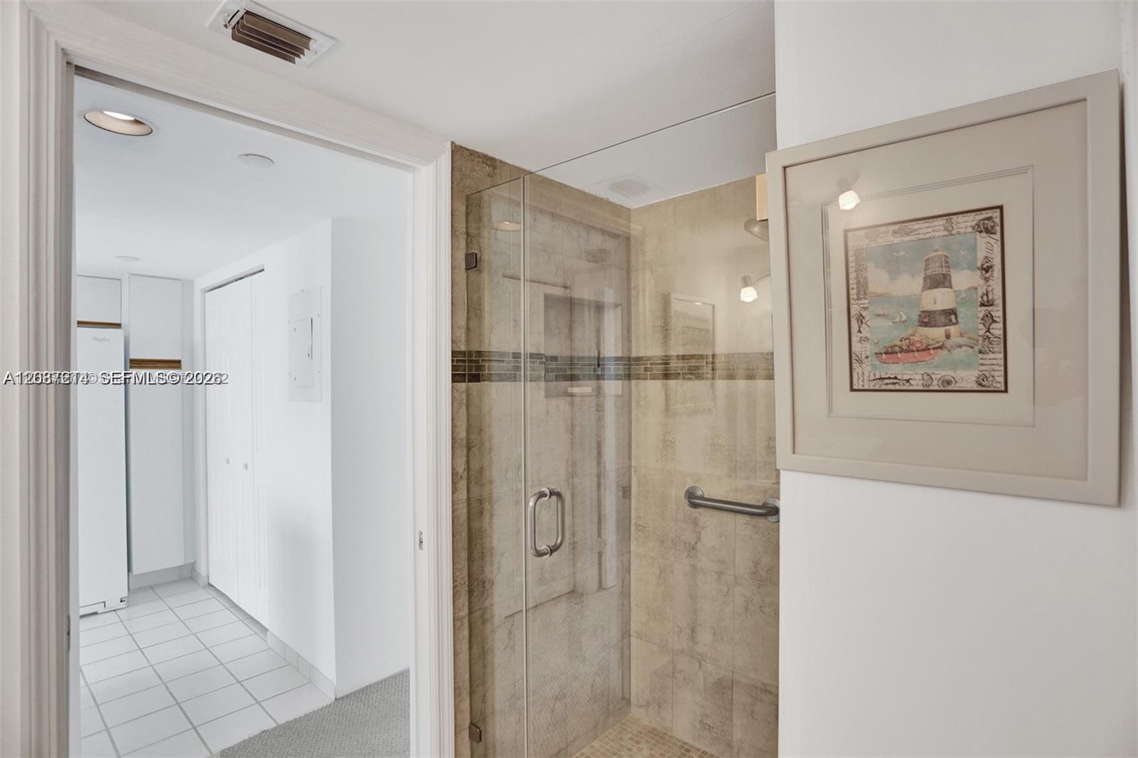 3500 Mystic Pointe Drive