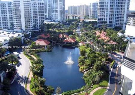 3500 Mystic Pointe Drive