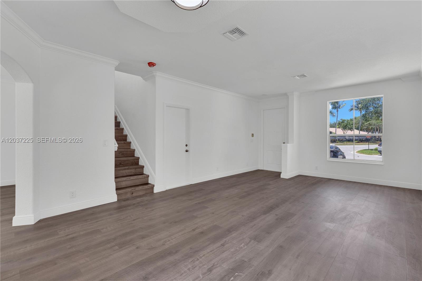 4331 Lake Tahoe Circle