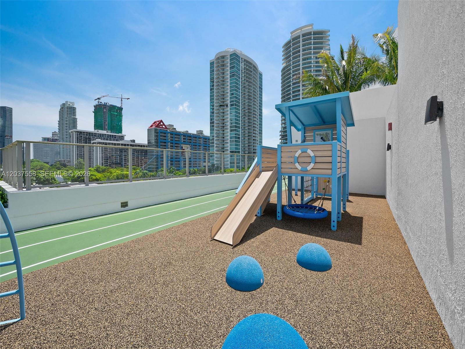 2200 Brickell Avenue gallery image #81