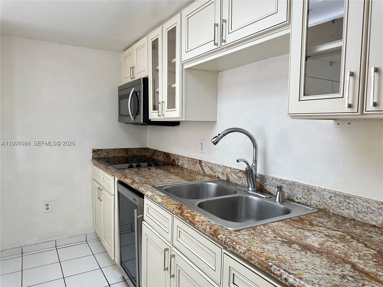 802 NW 87th Avenue