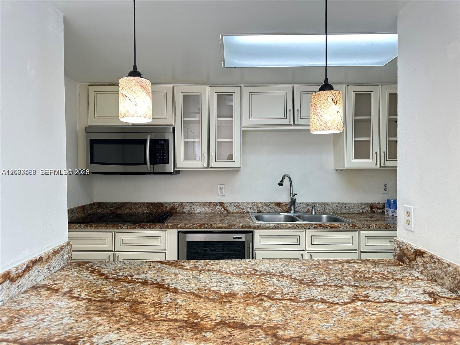 802 NW 87th Avenue