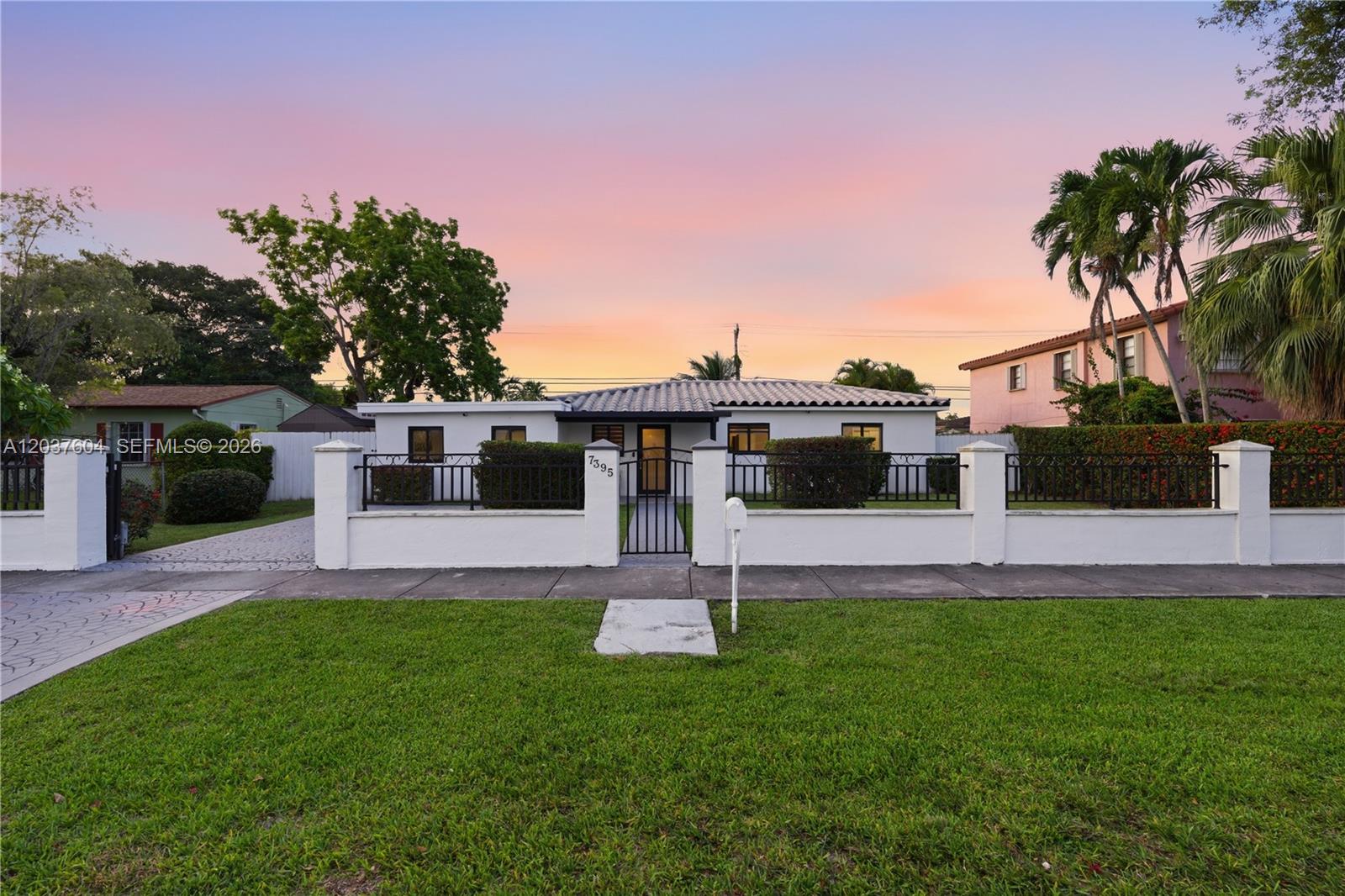 7395 SW 39th Street