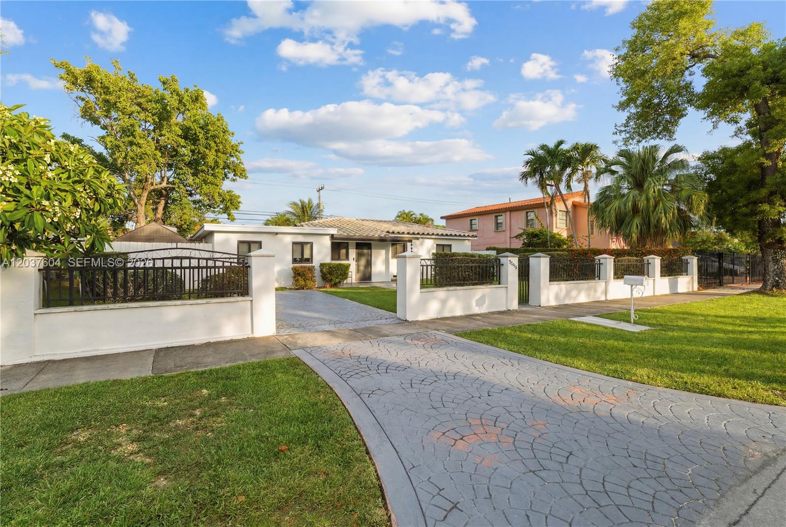 7395 SW 39th Street