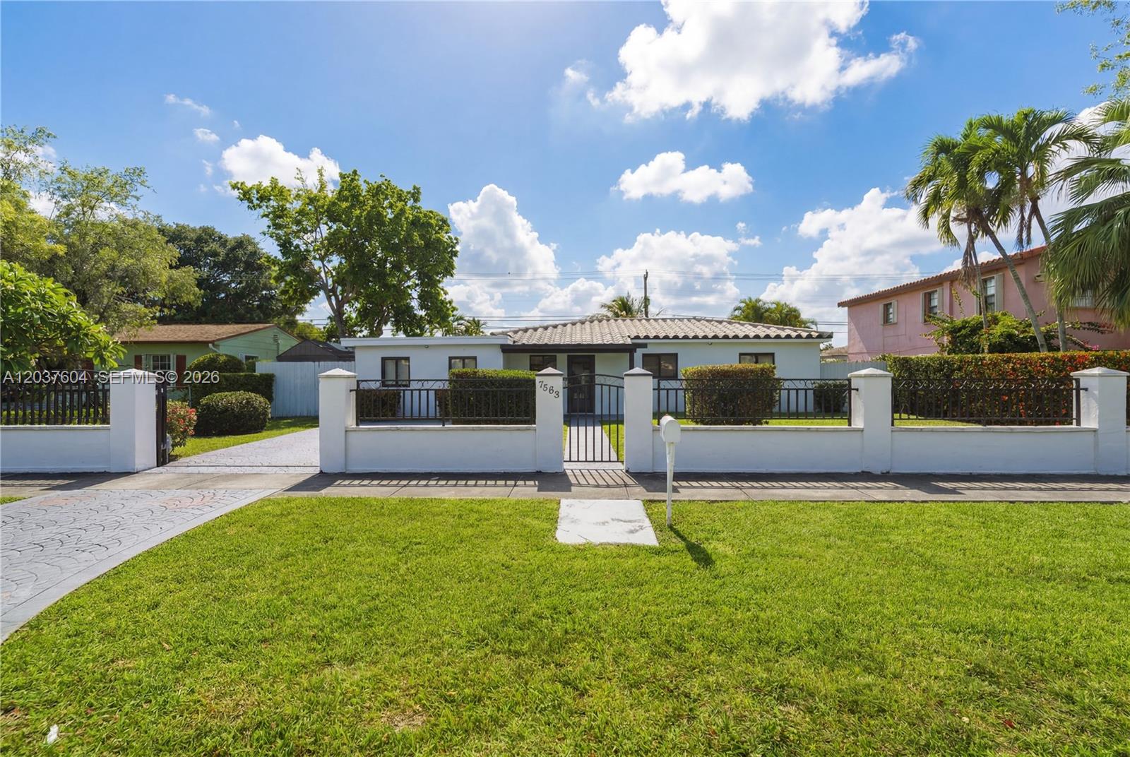 7395 SW 39th Street