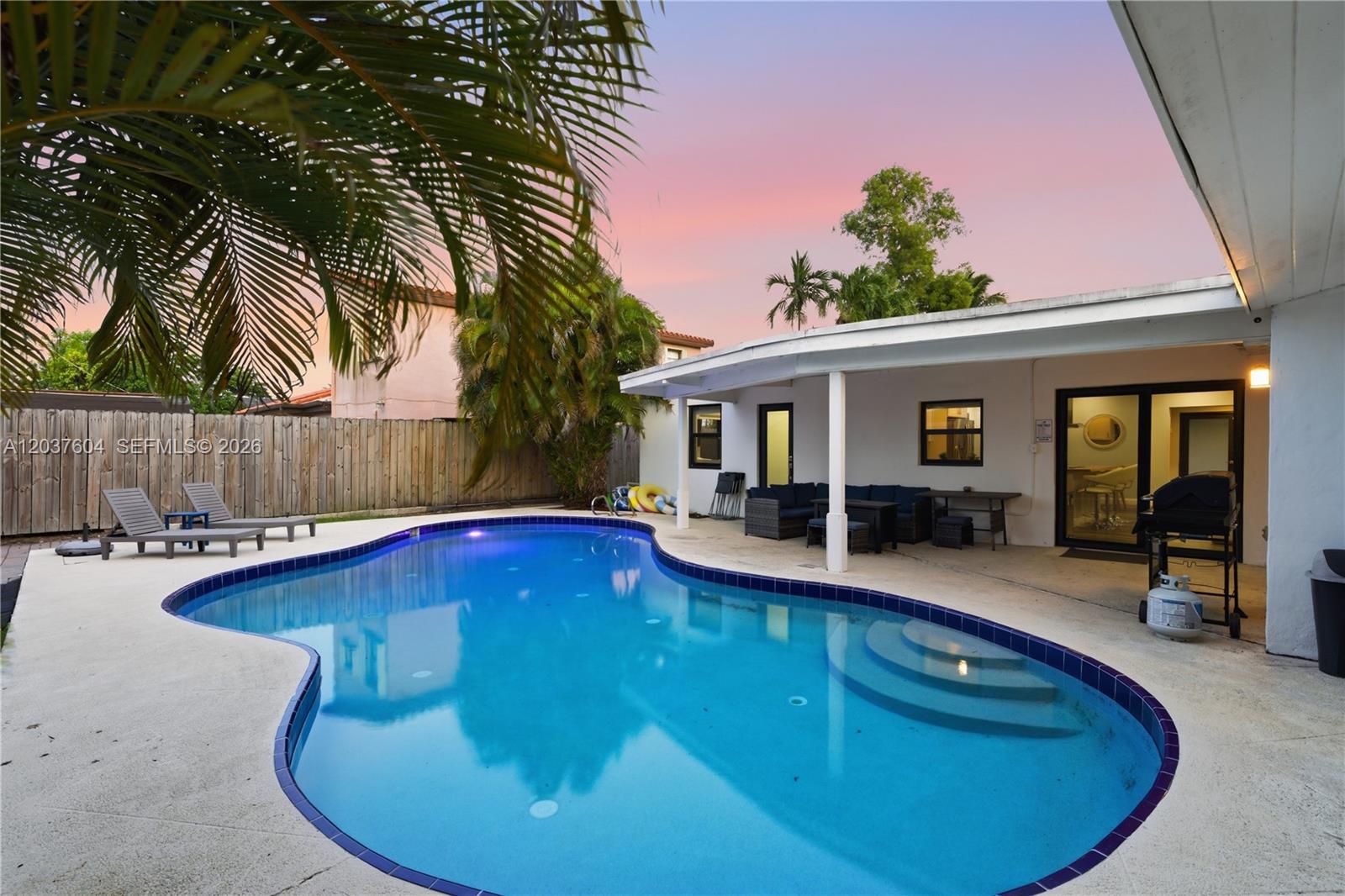 7395 SW 39th Street