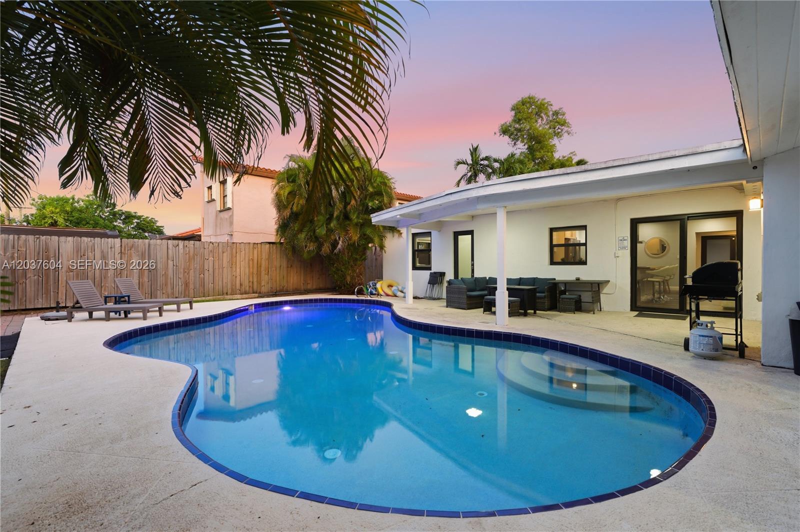 7395 SW 39th Street