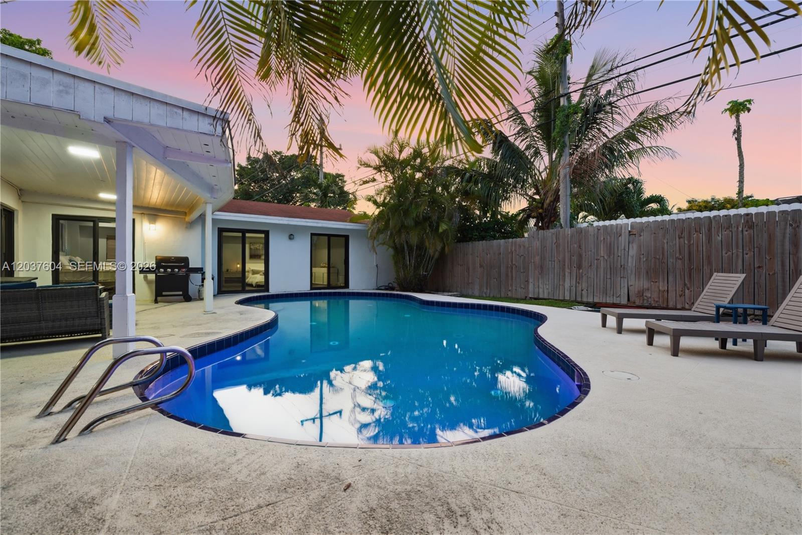 7395 SW 39th Street