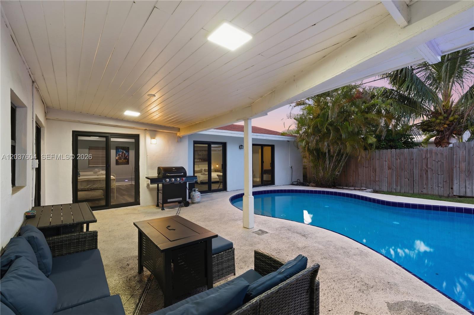 7395 SW 39th Street