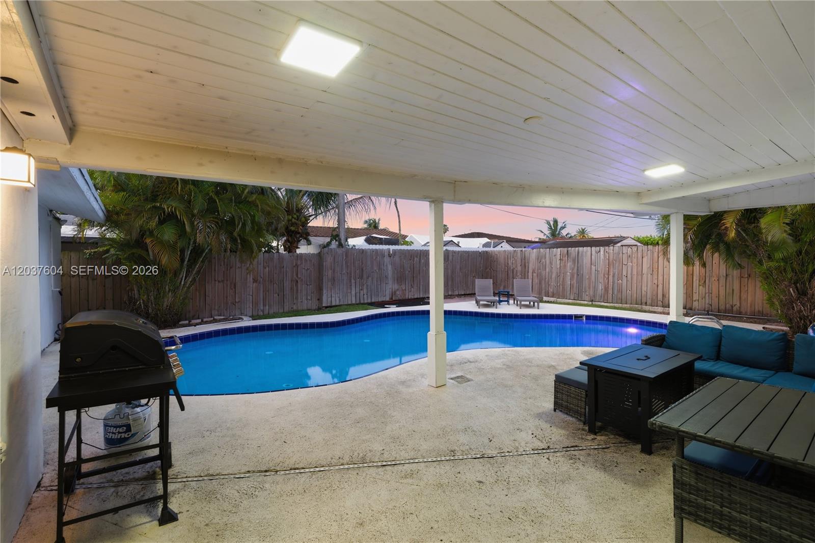 7395 SW 39th Street