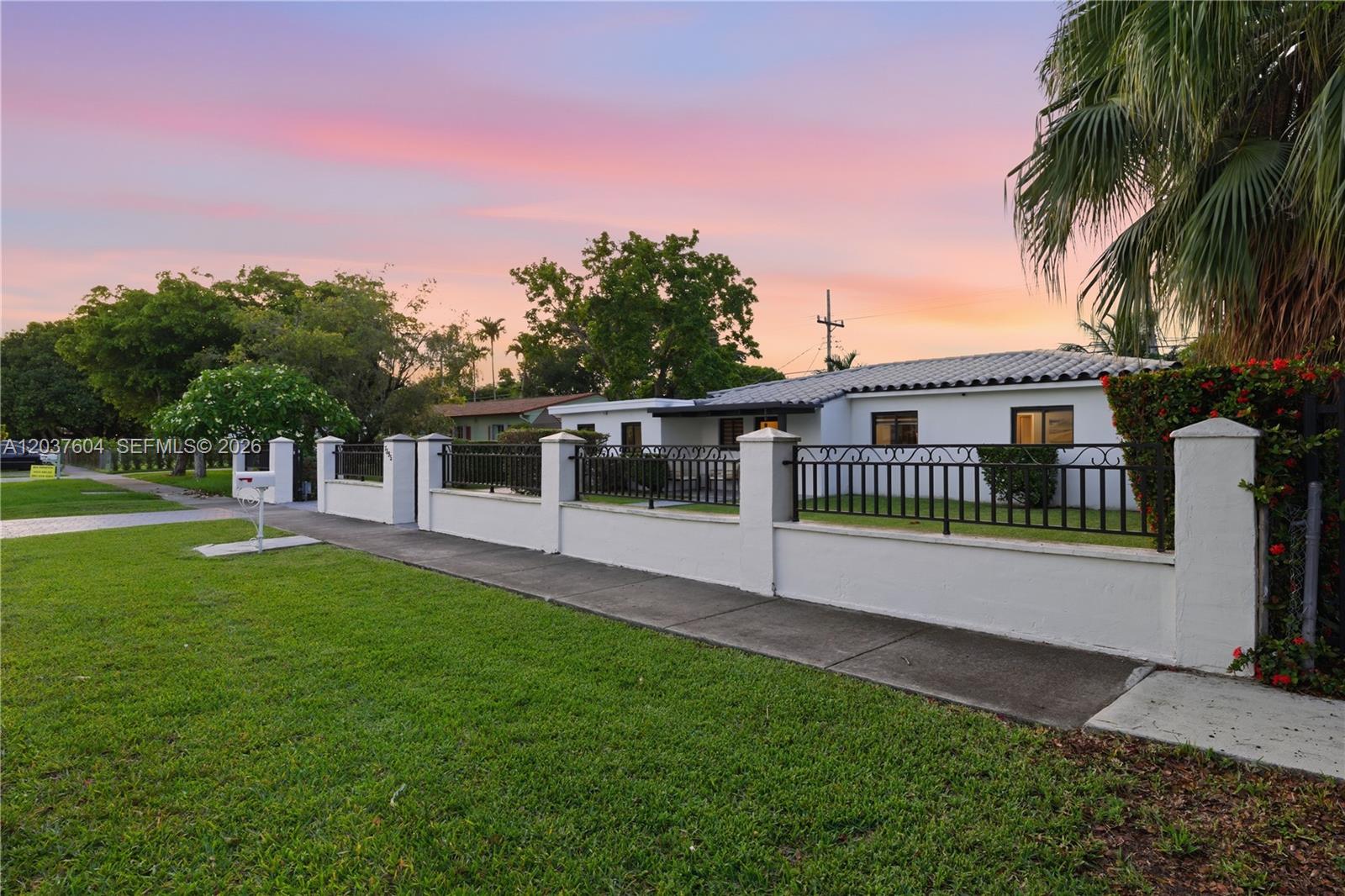 7395 SW 39th Street