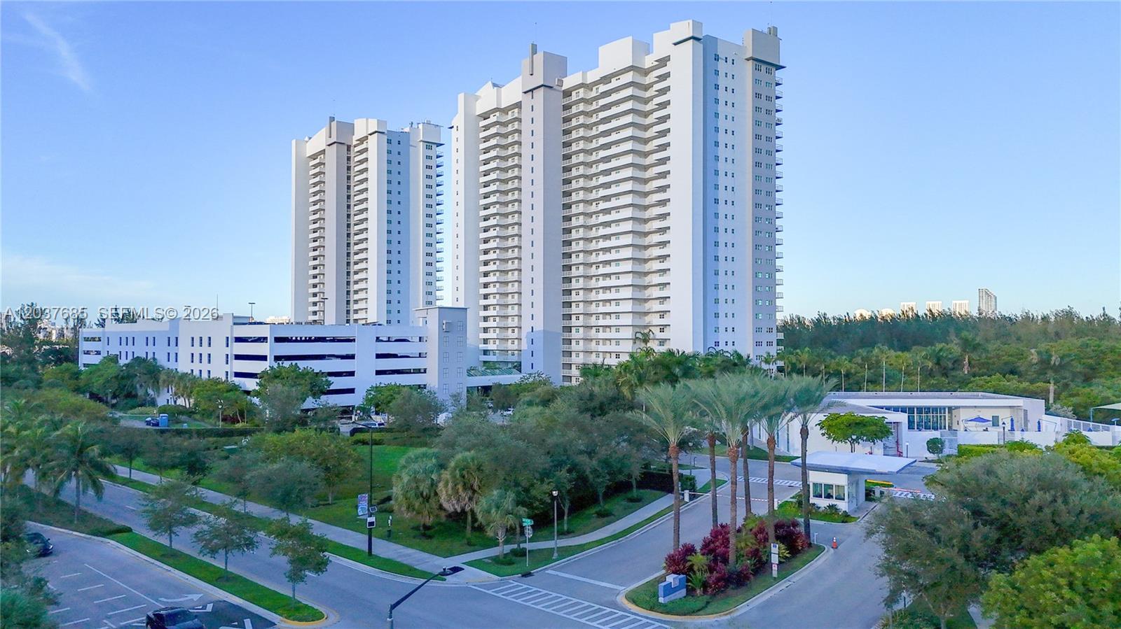 15051 Royal Oaks Lane