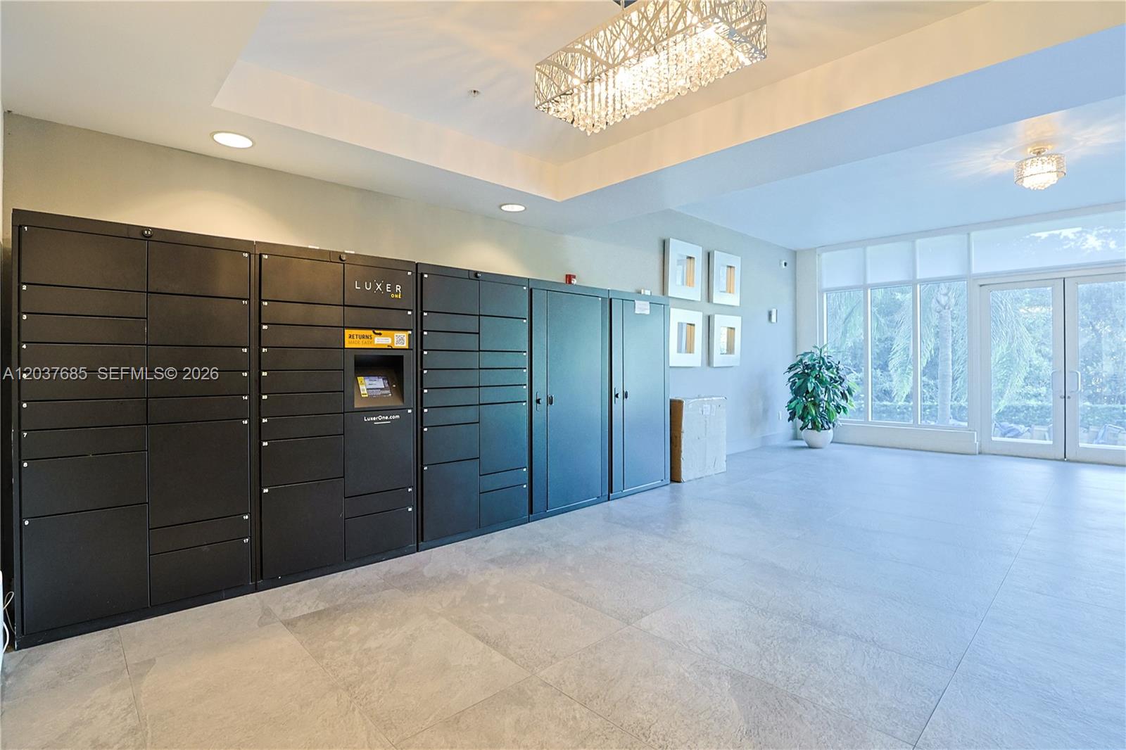 15051 Royal Oaks Lane