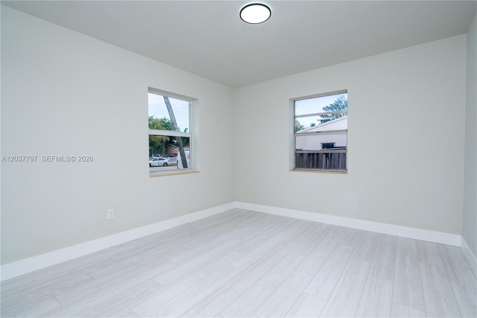1550 NE 9th Court