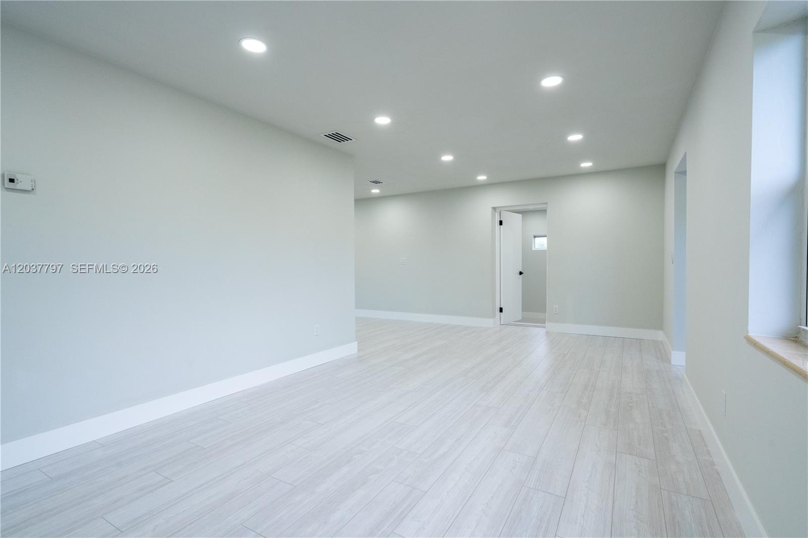 1550 NE 9th Court