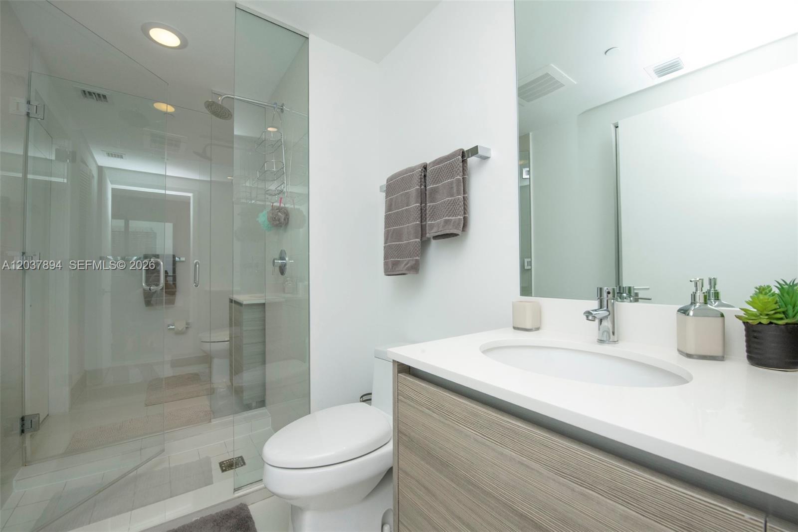 121 NE 34th Street