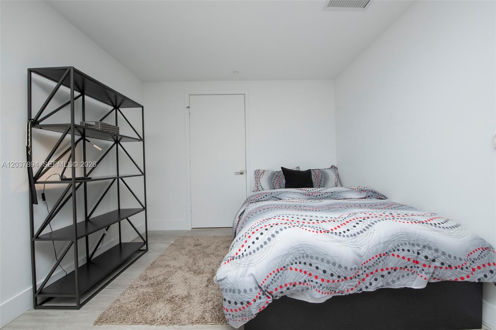 121 NE 34th Street