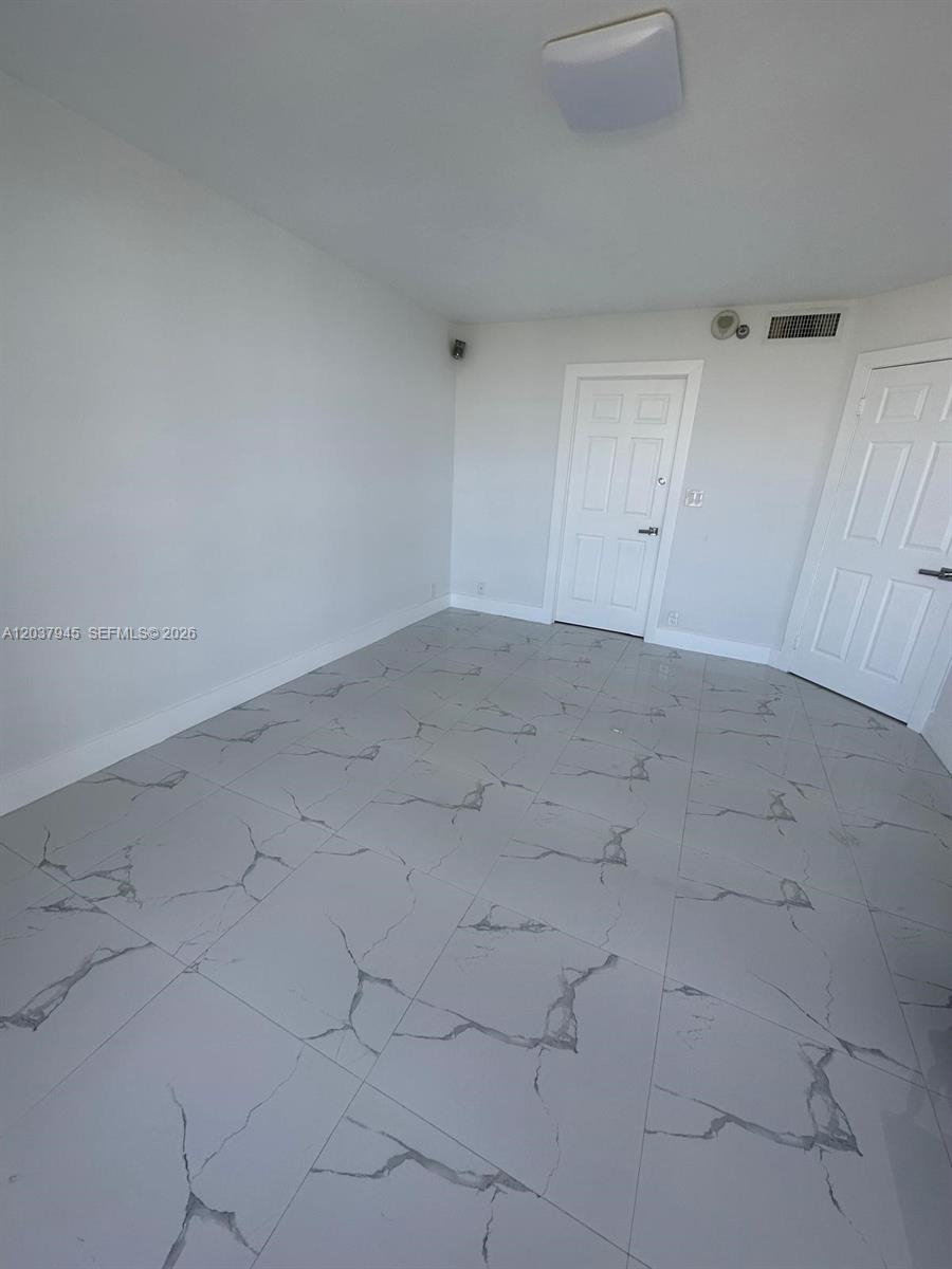 3530 Mystic Pointe Drive
