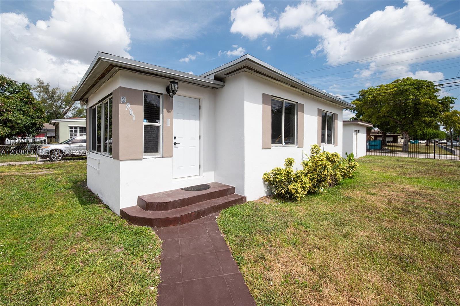 2501 NW 55th Terrace