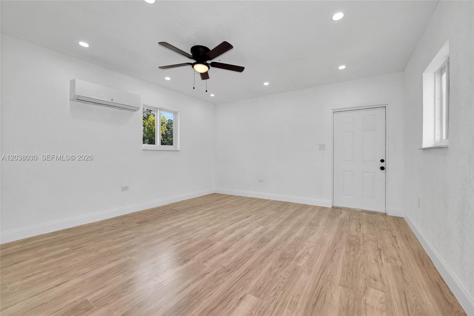 2501 NW 55th Terrace