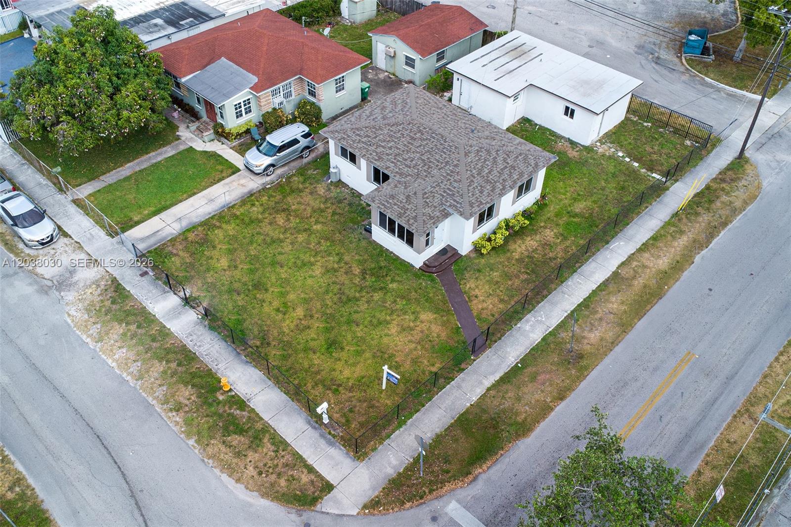 2501 NW 55th Terrace