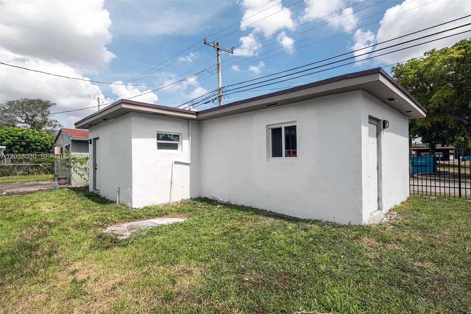 2501 NW 55th Terrace